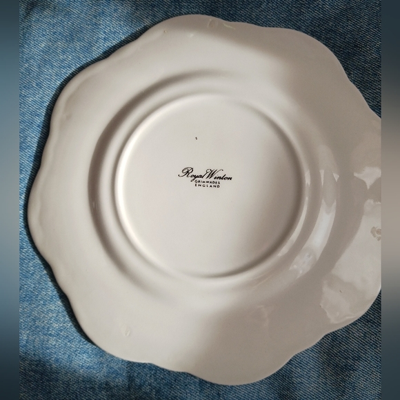 Strawberry plate - Picture 2 of 2